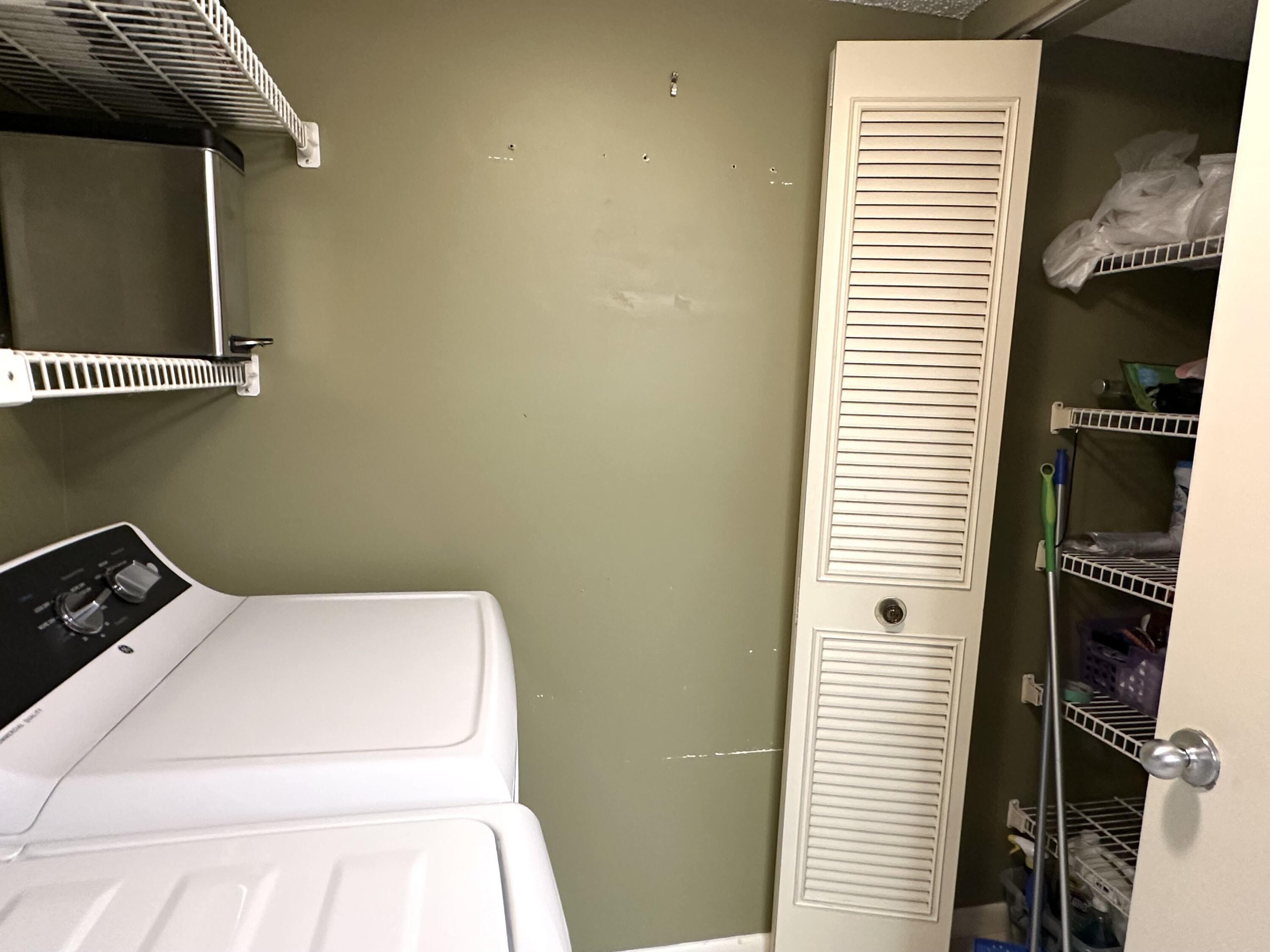 14460 Strathmore Lane, Unit 306 Delray Beach, FL 33446 - Photo 25 of 53 IMG_2903