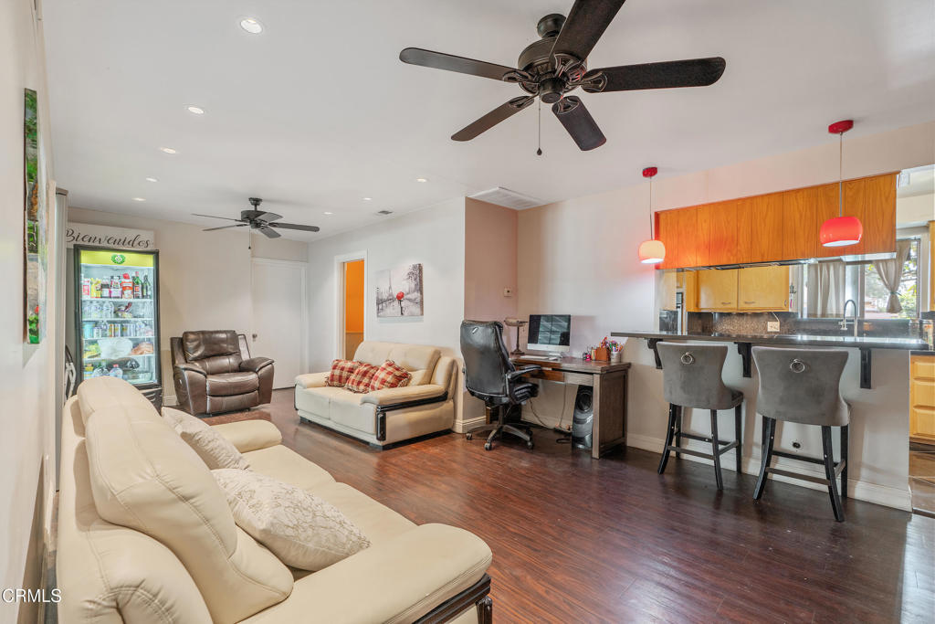 740 Carmelita Place Montebello, CA 90640 - Photo 13 of 32 DSC01521