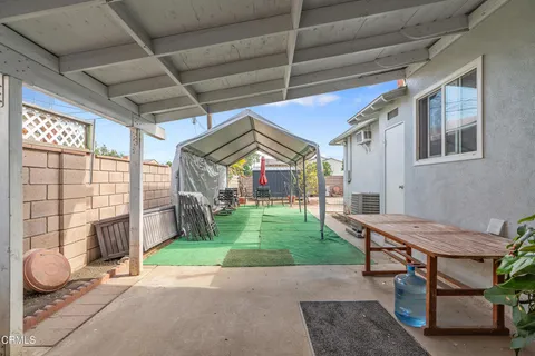 a view of outdoor space yard deck and patio