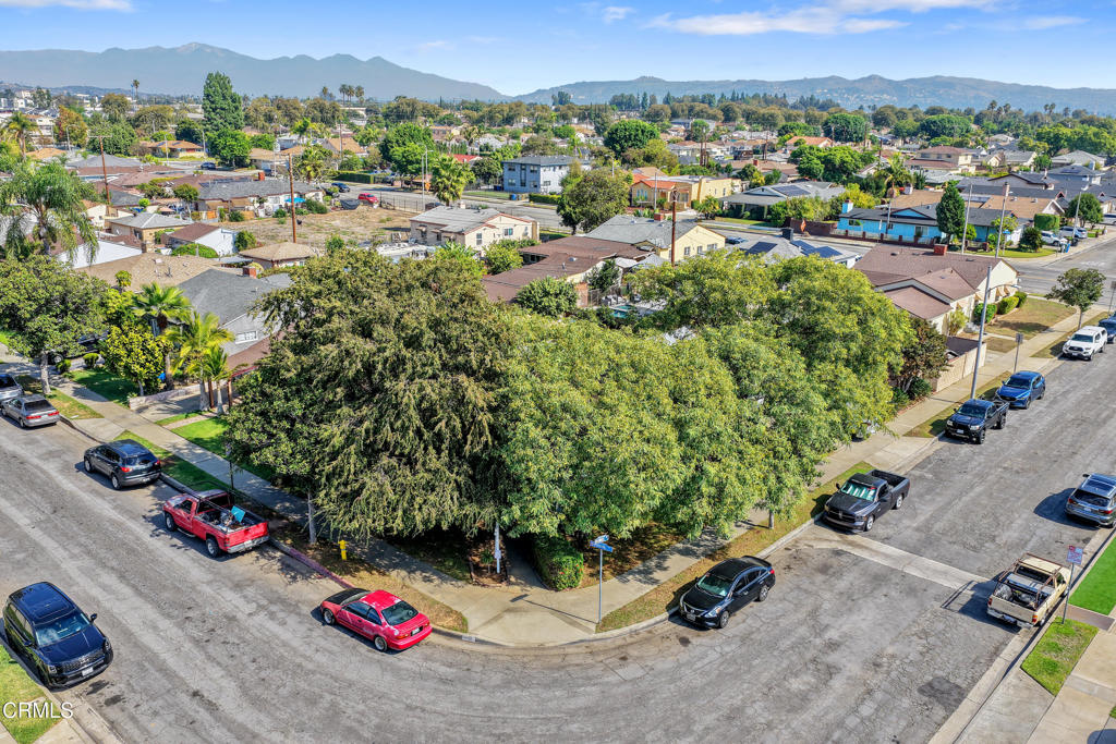 740 Carmelita Place Montebello, CA 90640 - Photo 31 of 32 DJI_20251021131548_0022_D