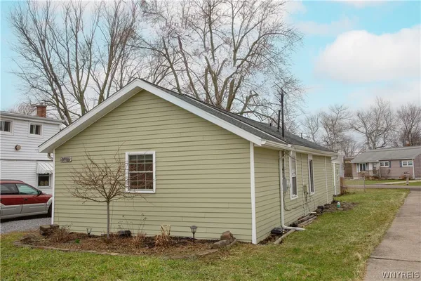 $155,000 | 2704 Riverton Avenue, Hamburg, NY 14075