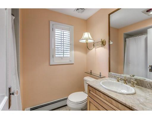43 Foxcroft Road Winchester, MA 01890 - Photo 25 of 30 Gallery Image 25