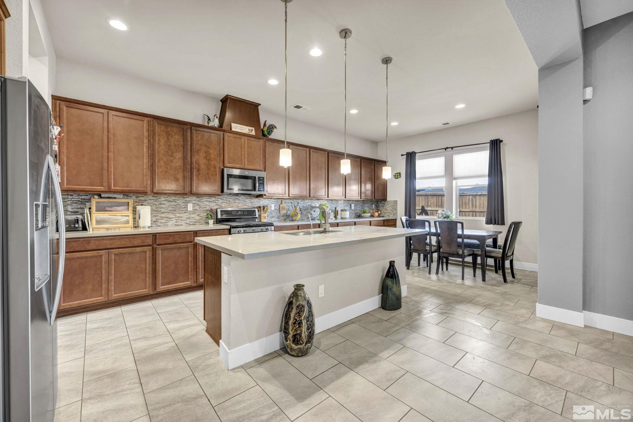 696 Raptor Way Fernley, NV 89408 - Photo 13 of 40 Photo 13