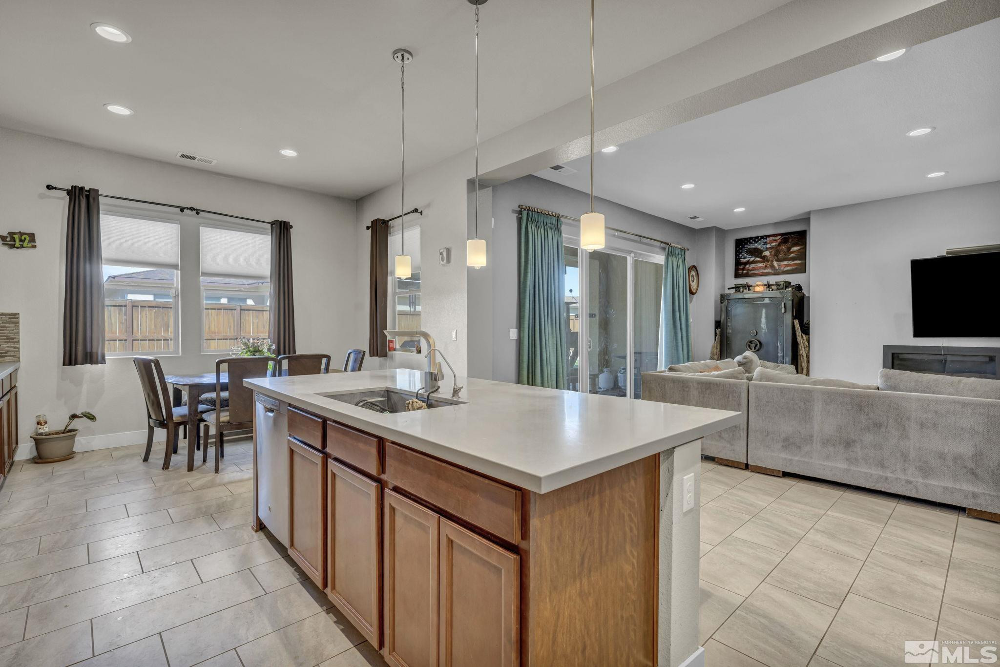 696 Raptor Way Fernley, NV 89408 - Photo 16 of 40 Photo 16