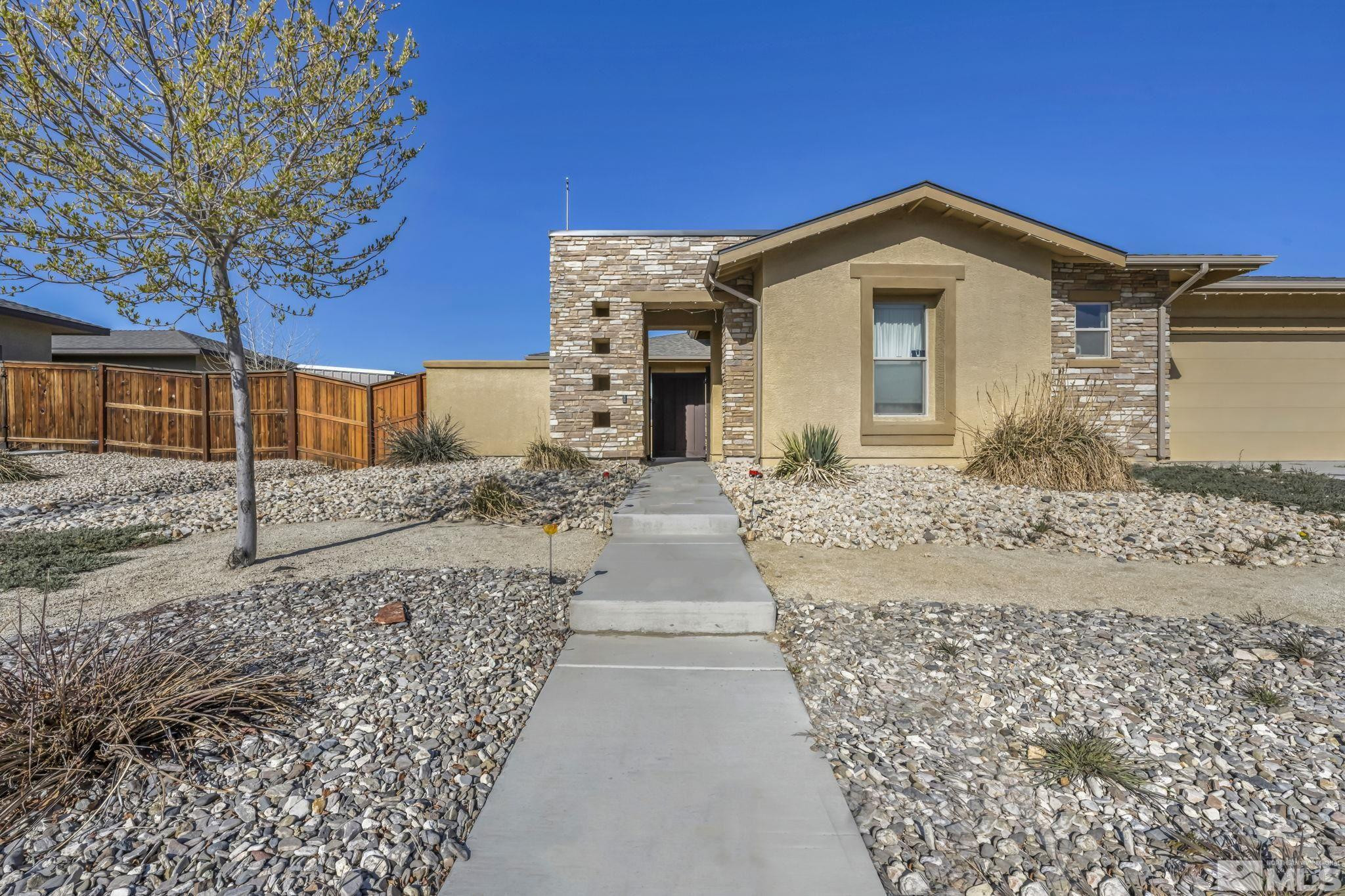 696 Raptor Way Fernley, NV 89408 - Photo 3 of 40 Photo 3