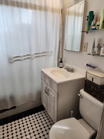 $969,900 | 319 East 98th Street, Inglewood, CA 90301