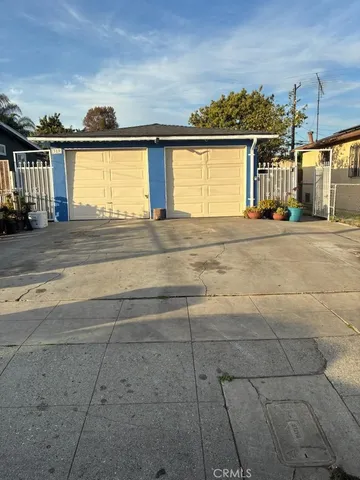 $969,900 | 319 East 98th Street, Inglewood, CA 90301