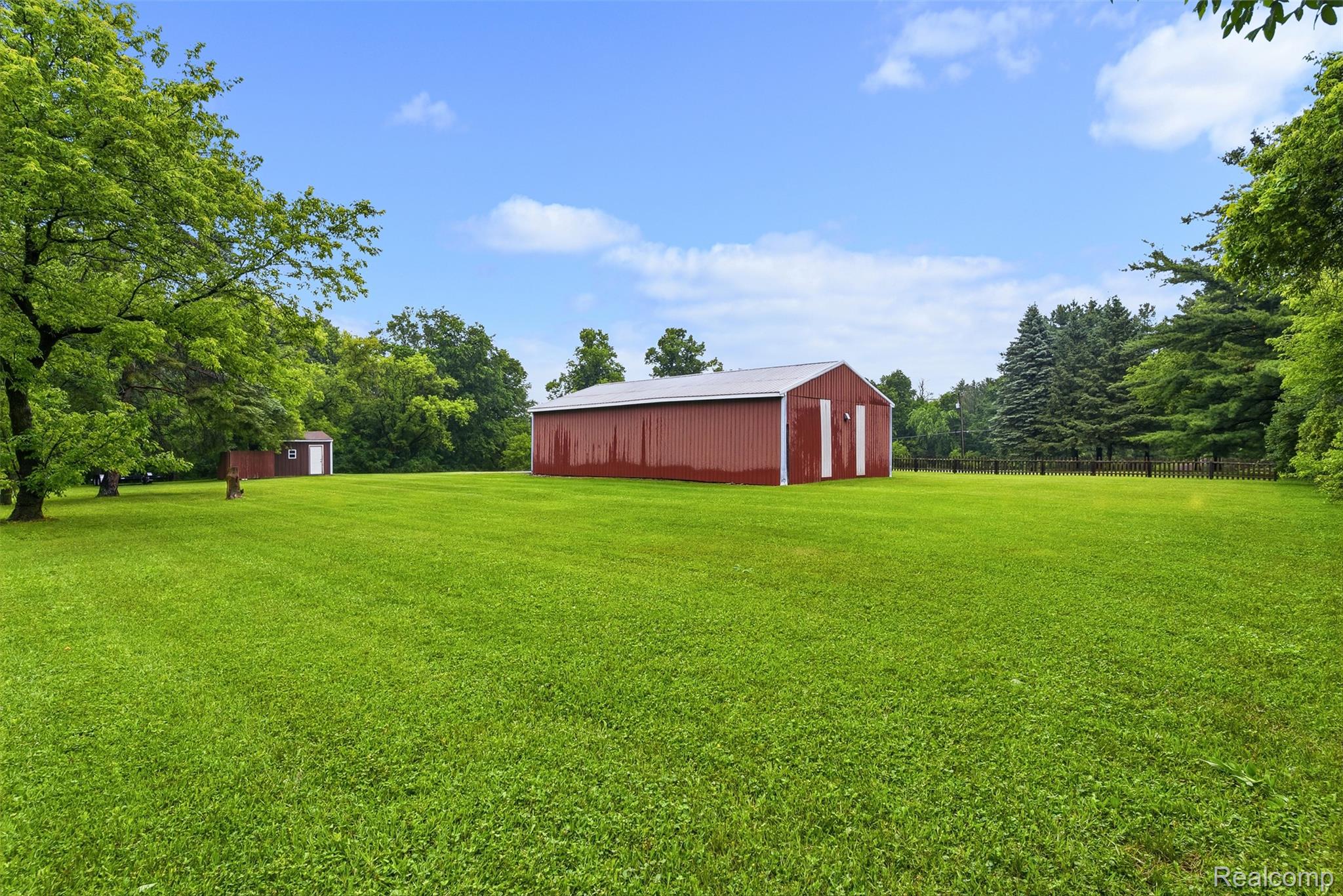 6109 North State Road Davison, MI 48423 - Photo 32 of 39 Yard