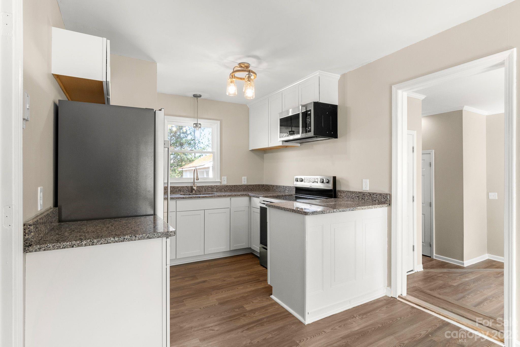 209 West End Street Chester, SC 29706 - Photo 11 of 33 Gallery Image 11