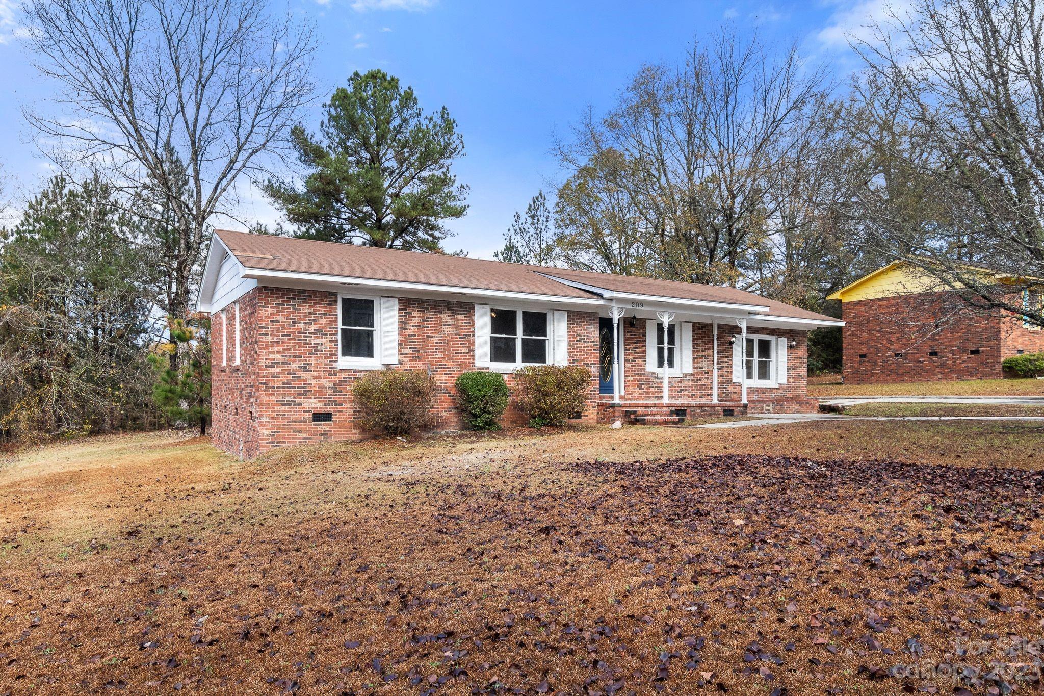 209 West End Street Chester, SC 29706 - Photo 2 of 33 Gallery Image 2