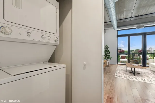 $226,000 | 811 West 15th Place, Unit 513, Chicago, IL 60608