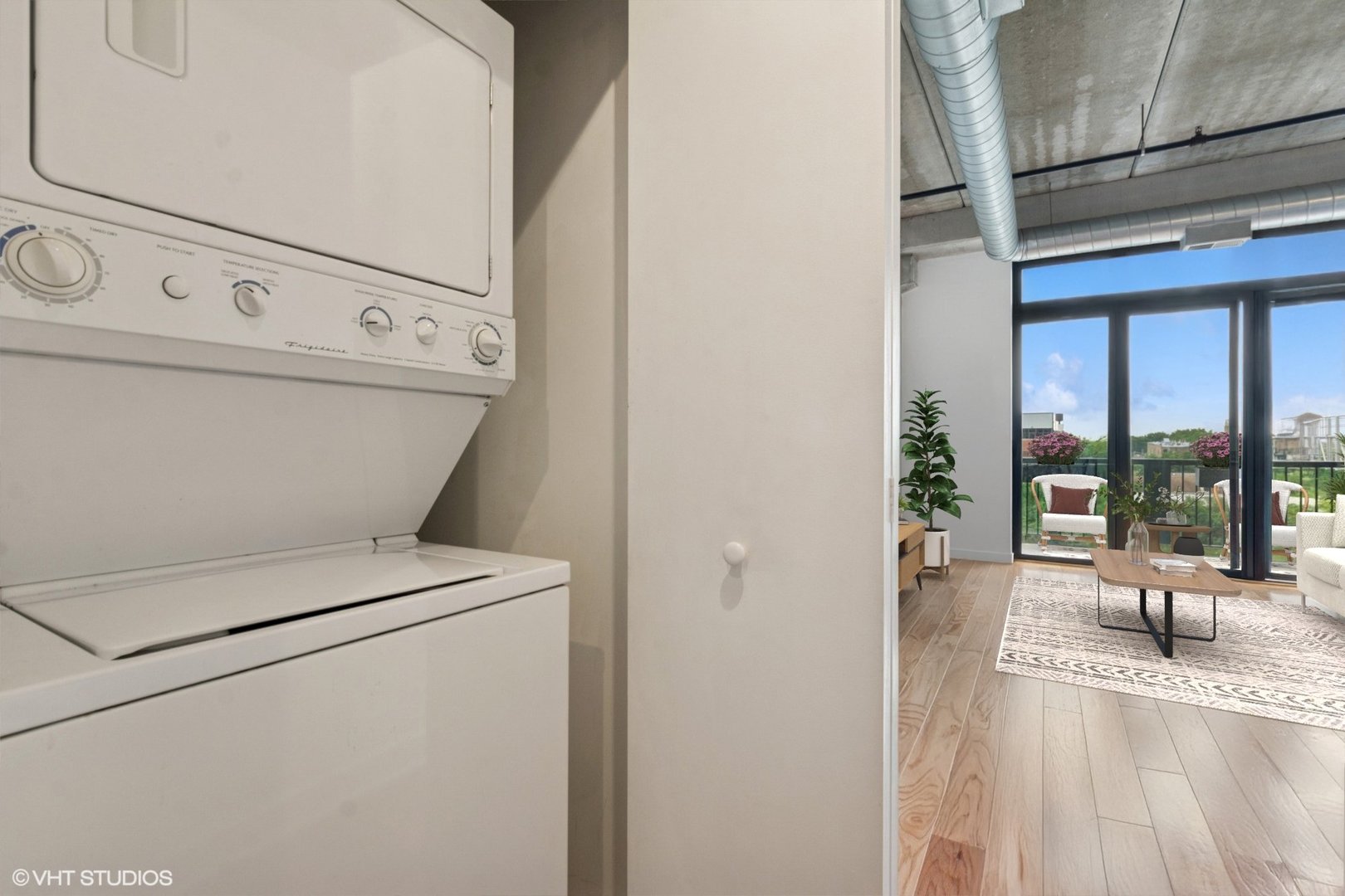 811 West 15th Place, Unit 513 Chicago, IL 60608 - Photo 11 of 20