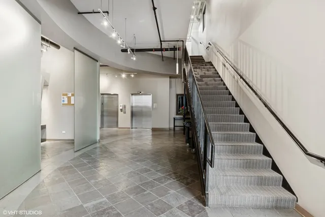 $226,000 | 811 West 15th Place, Unit 513, Chicago, IL 60608