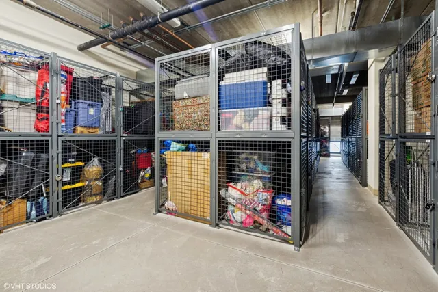 $226,000 | 811 West 15th Place, Unit 513, Chicago, IL 60608