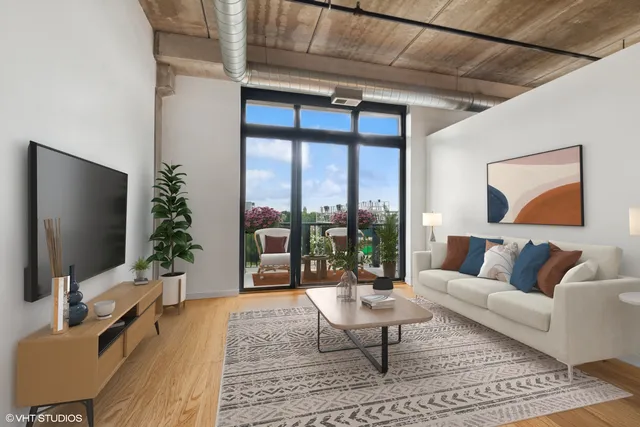 $226,000 | 811 West 15th Place, Unit 513, Chicago, IL 60608