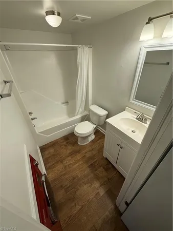 $945 | 1426 Glade Street Northwest, Unit 3, Winston-Salem, NC 27101