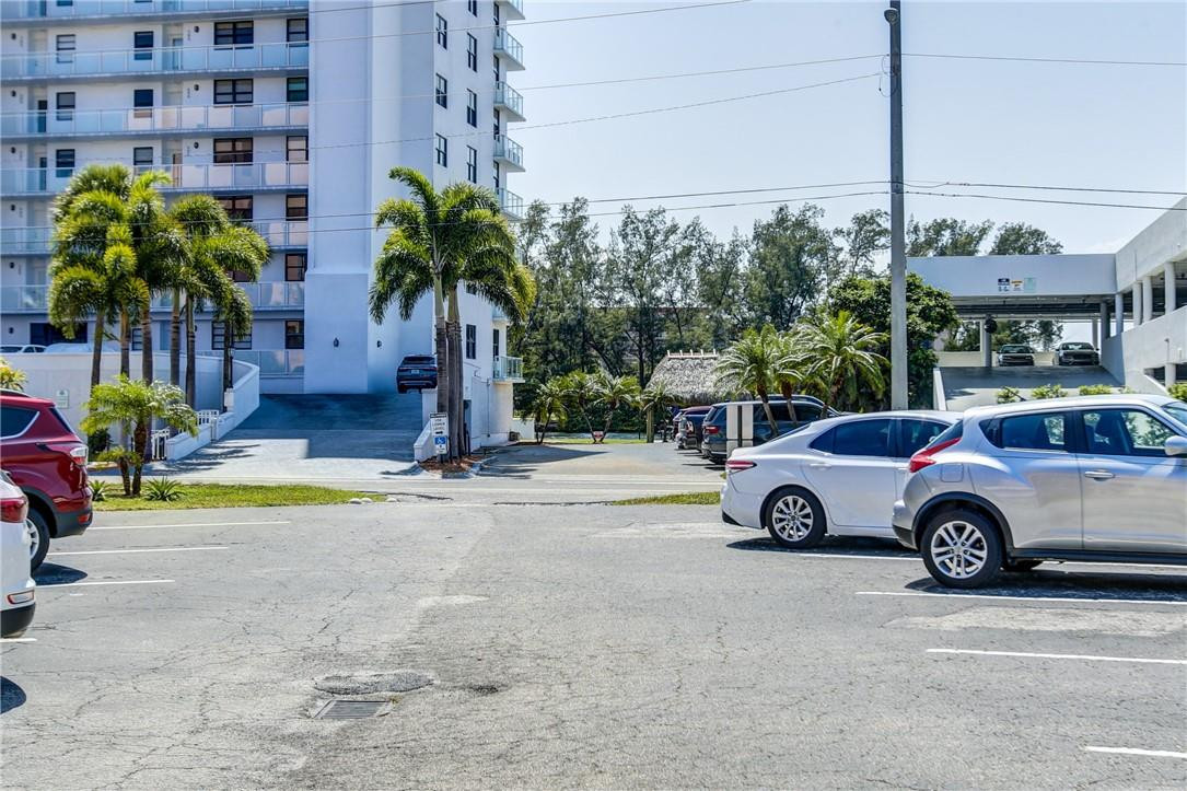 1450 North Riverside Drive, Unit 101 Pompano Beach, FL 33062 - Photo 14 of 38 Photo 14