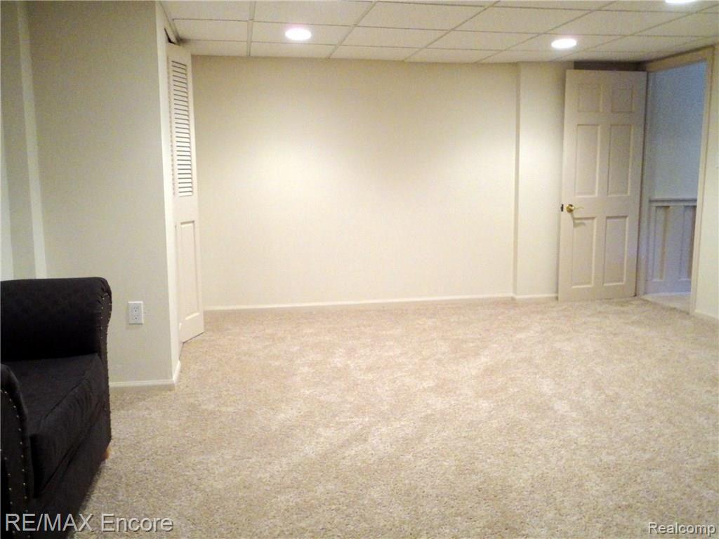 6435 Lahring Road Holly, MI 48442 - Photo 41 of 53 Bedroom in LL.jpg