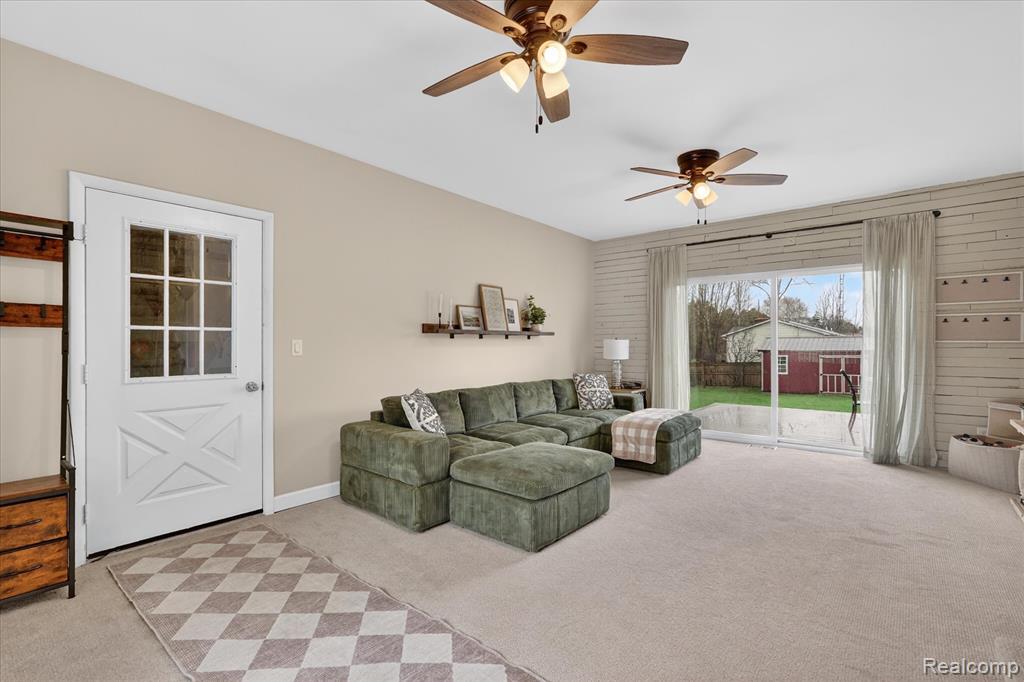 13508 Center Road Clio, MI 48420 - Photo 9 of 38