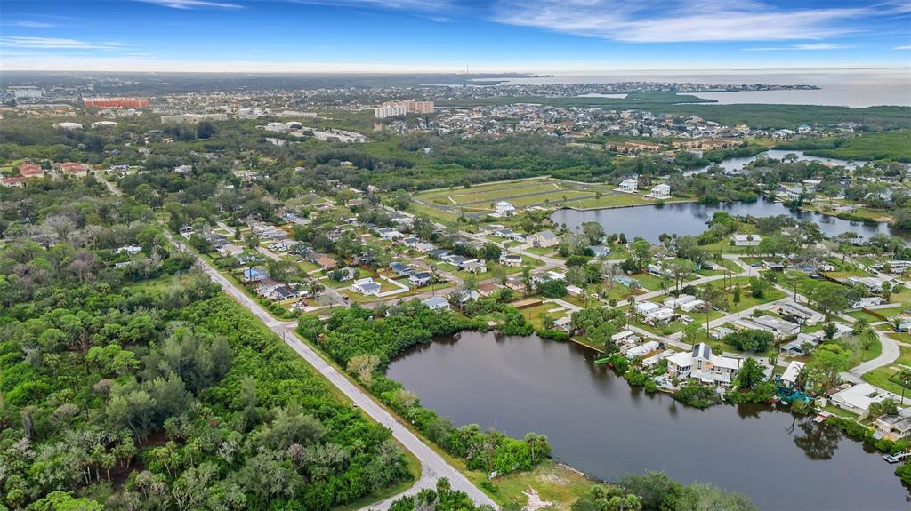 4935 Largo Terrace New Port Richey, FL 34652 - Photo 11 of 21