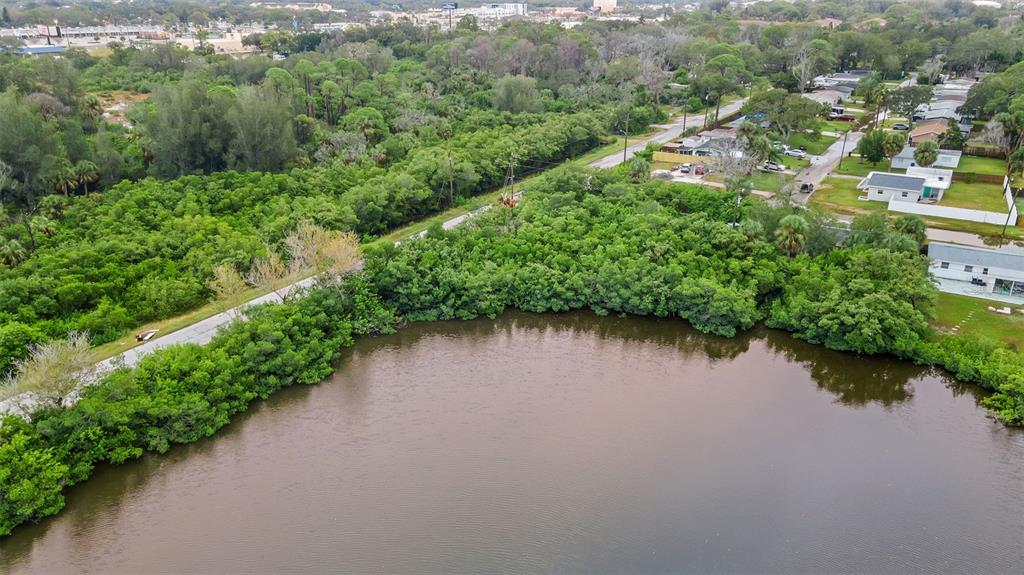 4935 Largo Terrace New Port Richey, FL 34652 - Photo 8 of 21