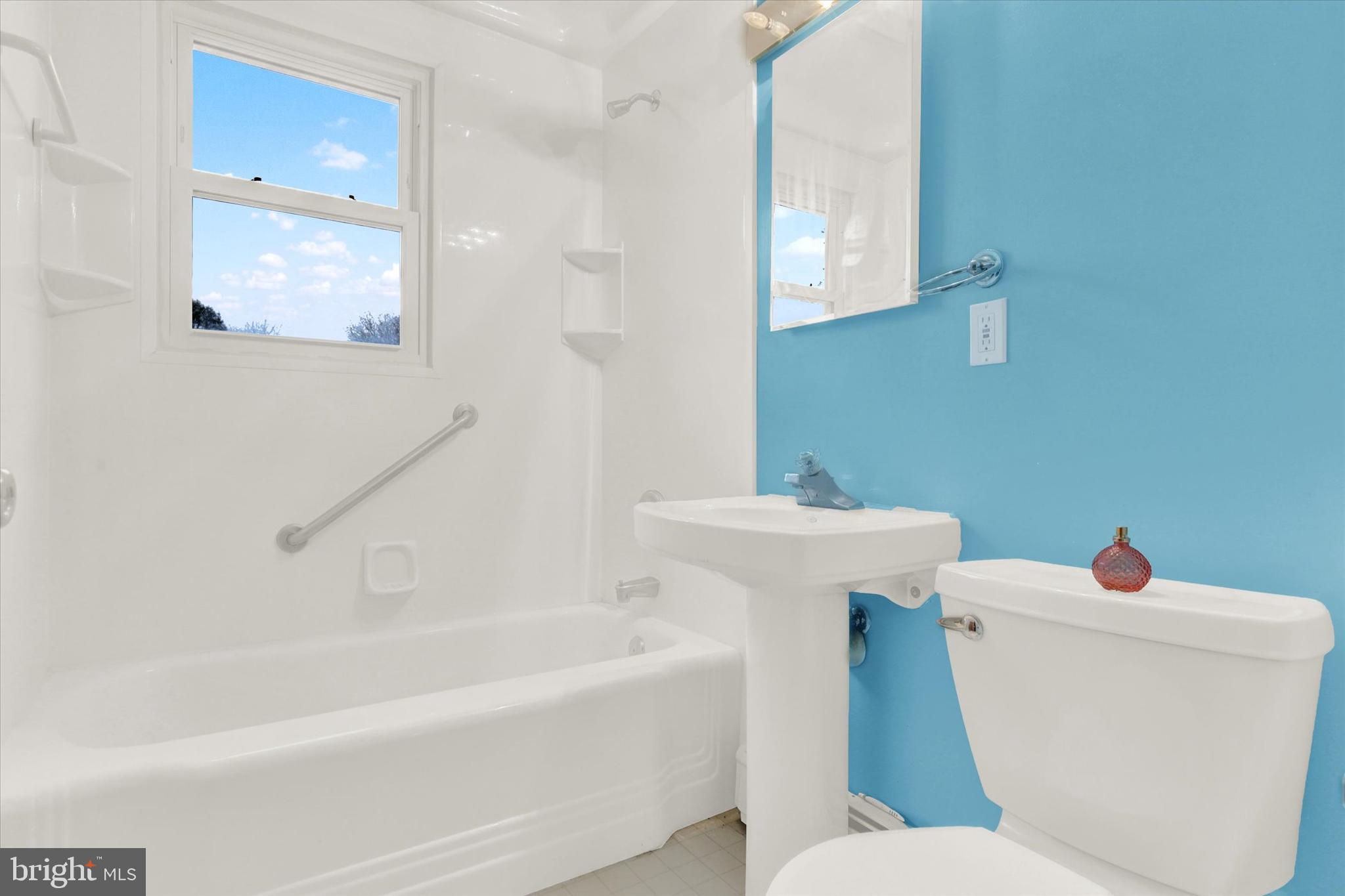 302 Reading Road Shippensburg, PA 17257 - Photo 14 of 27