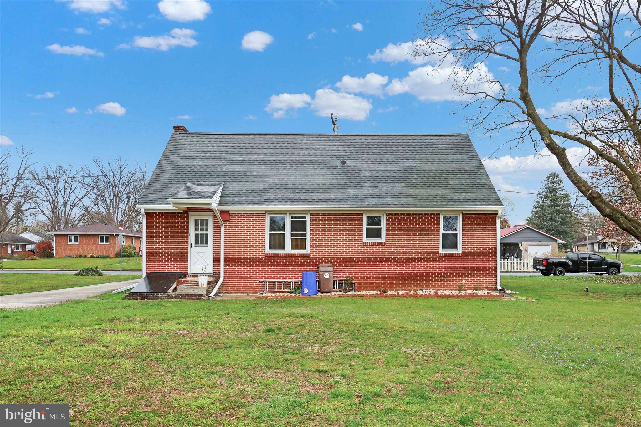 302 Reading Road Shippensburg, PA 17257 - Photo 26 of 27