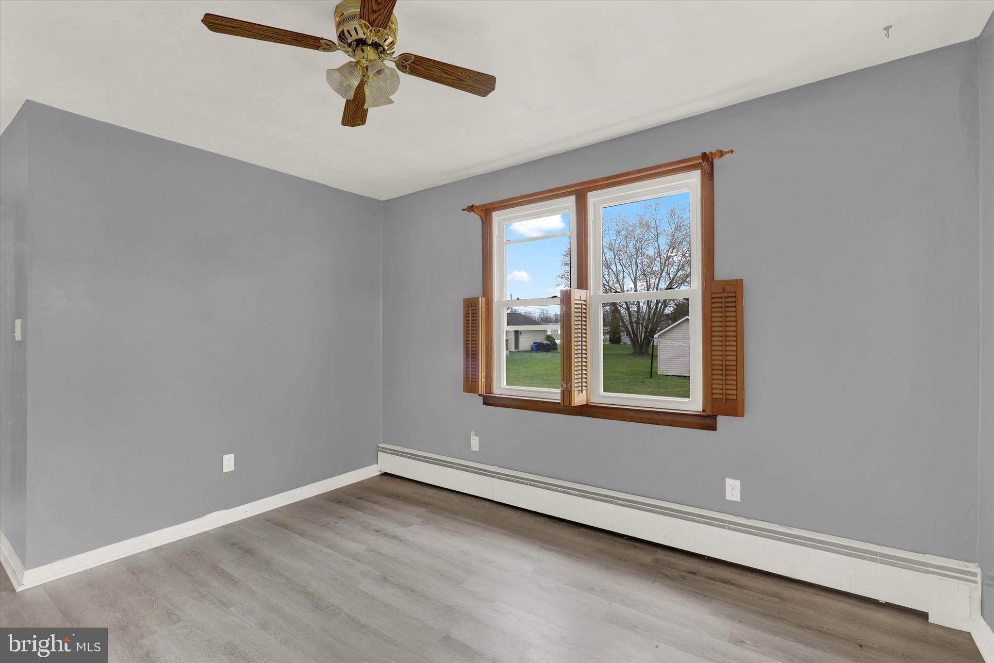 302 Reading Road Shippensburg, PA 17257 - Photo 8 of 27