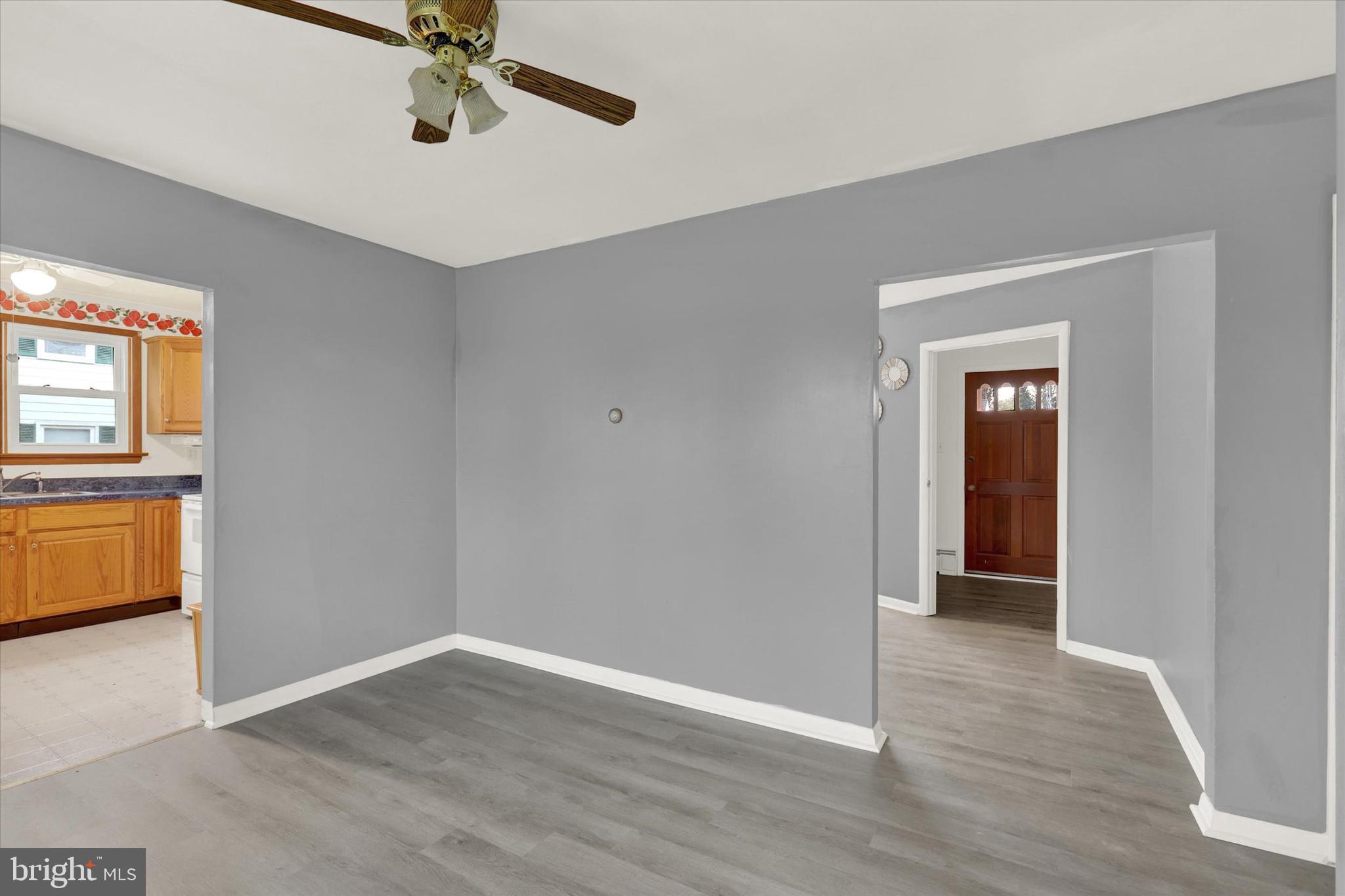 302 Reading Road Shippensburg, PA 17257 - Photo 9 of 27