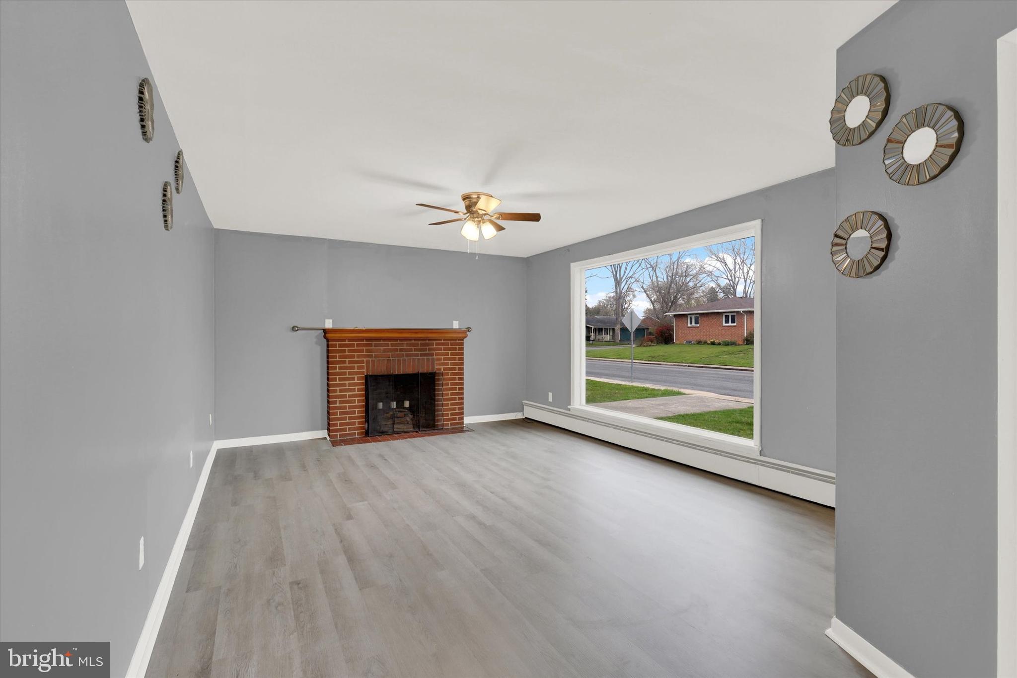 302 Reading Road Shippensburg, PA 17257 - Photo 10 of 27