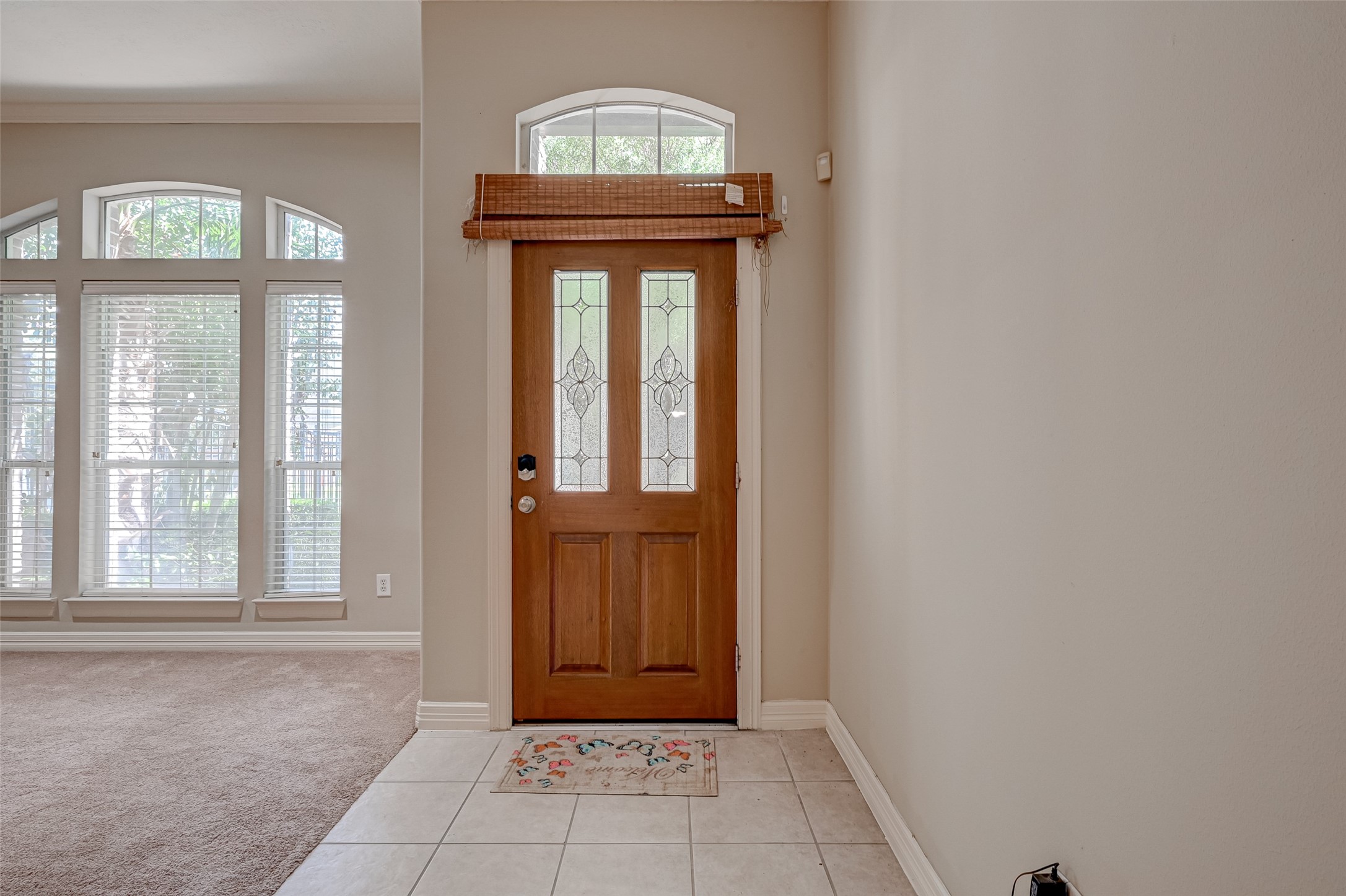 13607 Brookbluff Lane Houston, TX 77077 - Photo 5 of 50 a view of entryway with a hallway