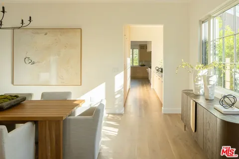 $3,995,000 | 23236 Hatteras Street, Woodland Hills, CA 91367
