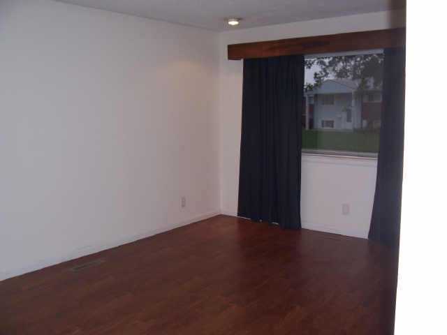 2564 Maybury Road Columbus, OH 43232 - Photo 2 of 10 Gallery Image 2