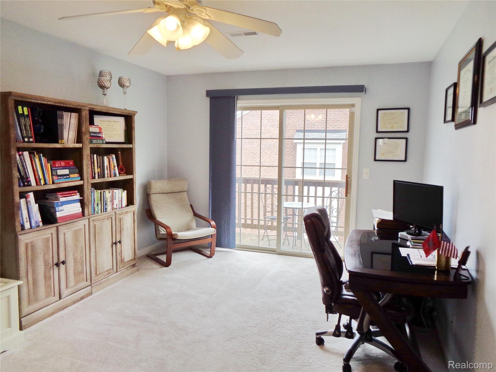 16814 Farmington Road, Unit 81 Livonia, MI 48154 - Photo 14 of 23 16814 Farmington Rd_14.JPG