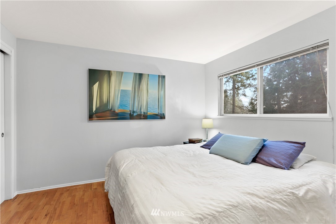 10419 Northeast 190th Street Bothell, WA 98011 - Photo 17 of 29 Gallery Image 17