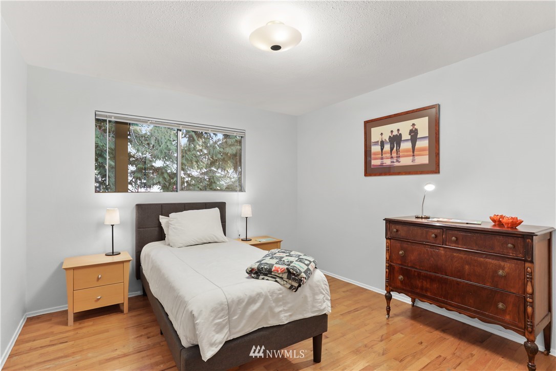 10419 Northeast 190th Street Bothell, WA 98011 - Photo 20 of 29 Gallery Image 20