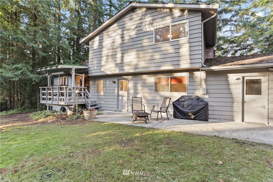 10419 Northeast 190th Street Bothell, WA 98011 - Photo 23 of 29 Gallery Image 23