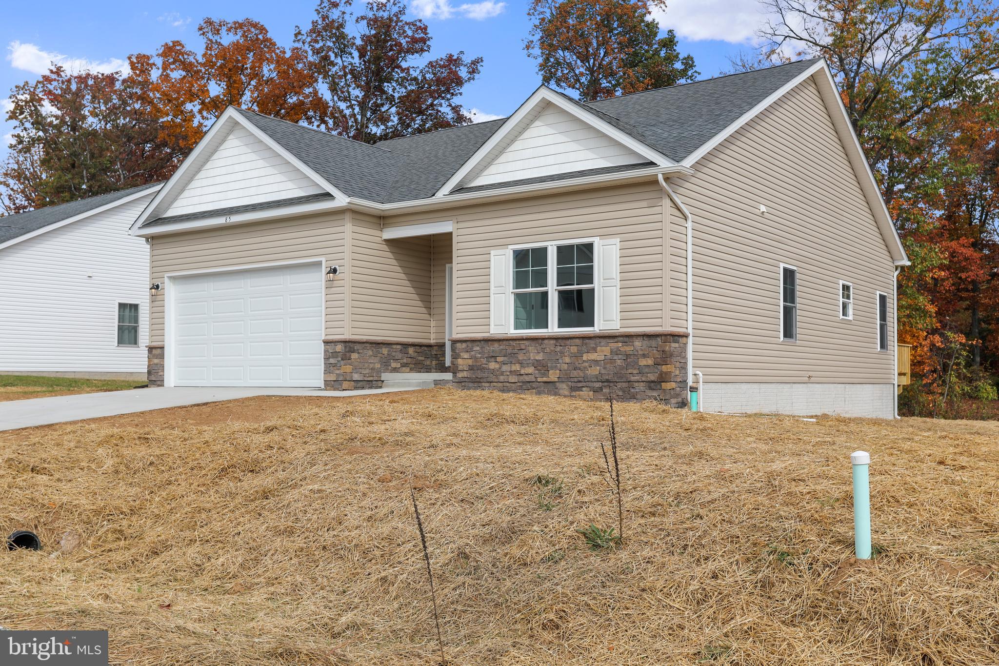 233 Larimar Lane Inwood, WV 25428 - Photo 5 of 41 Photo Similar