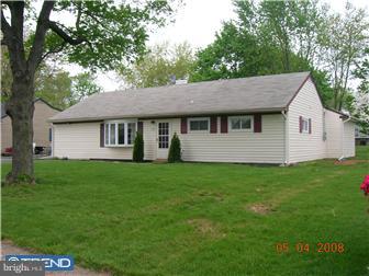 733 Locust Road Warminster, PA 18974 - Photo 1 of 12 Exterior