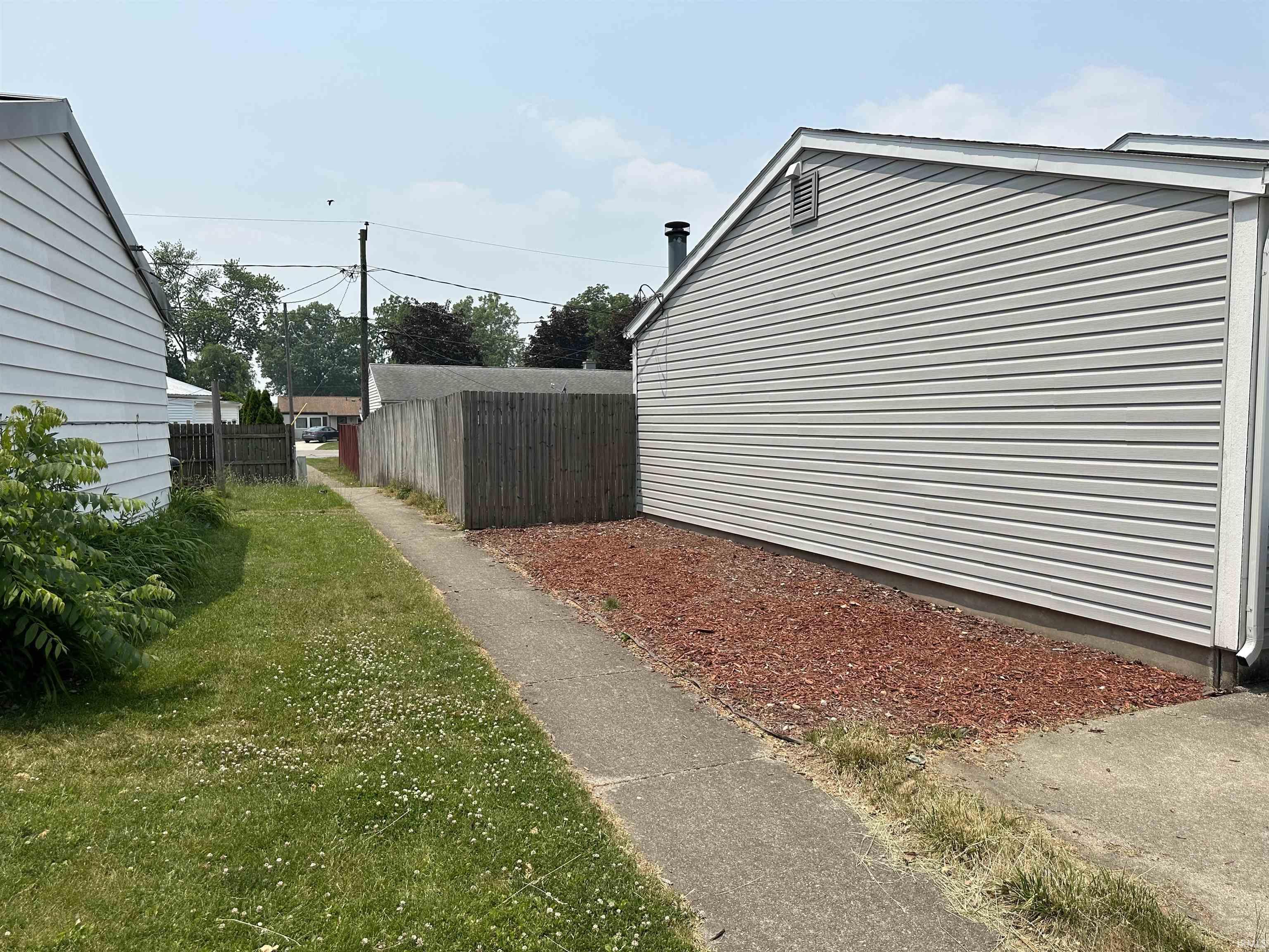4615 Southwest MacGregor Road South Bend, IN 46614 - Photo 22 of 28 Gallery Image 22