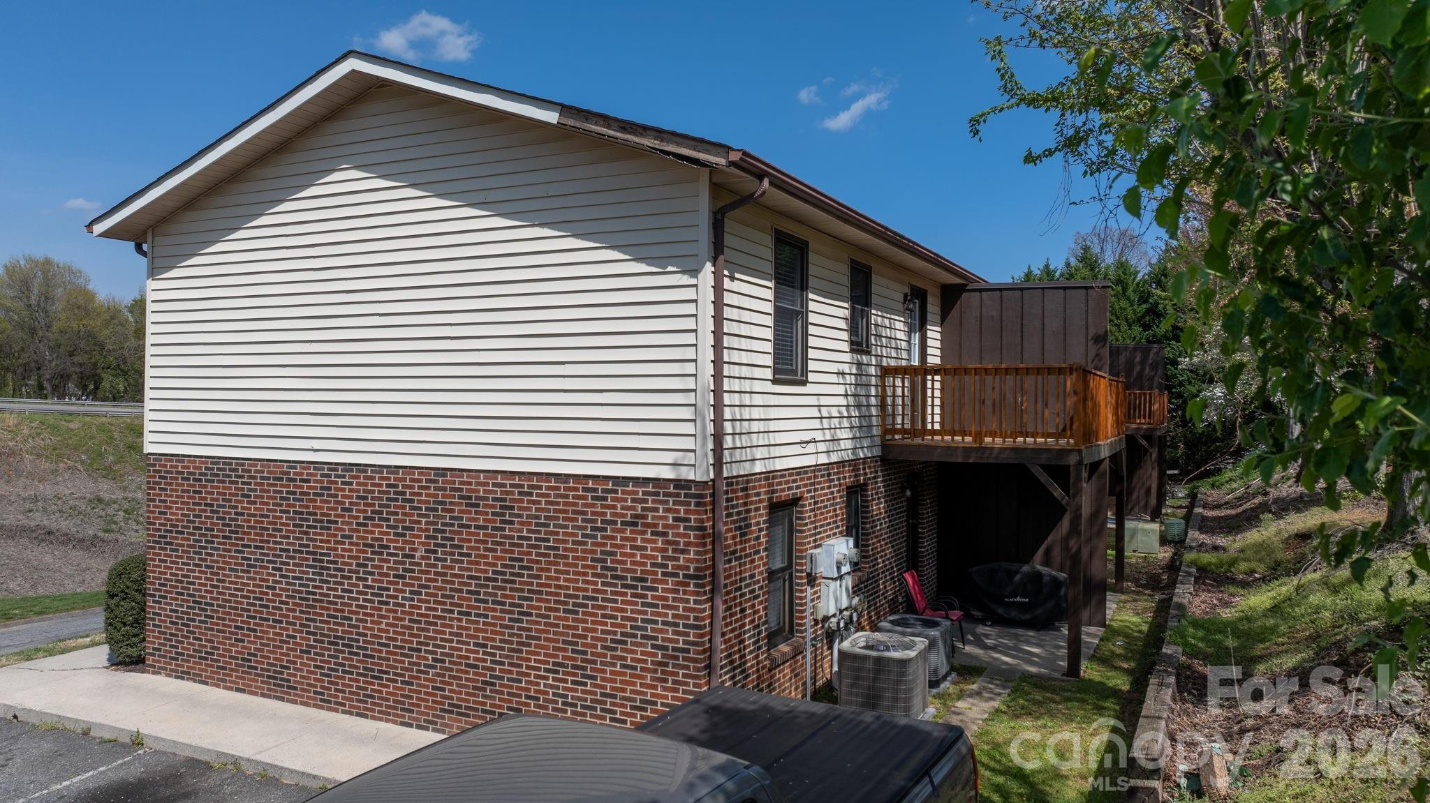 525 12th Street Southwest, Unit 30 Hickory, NC 28602 - Photo 15 of 22
