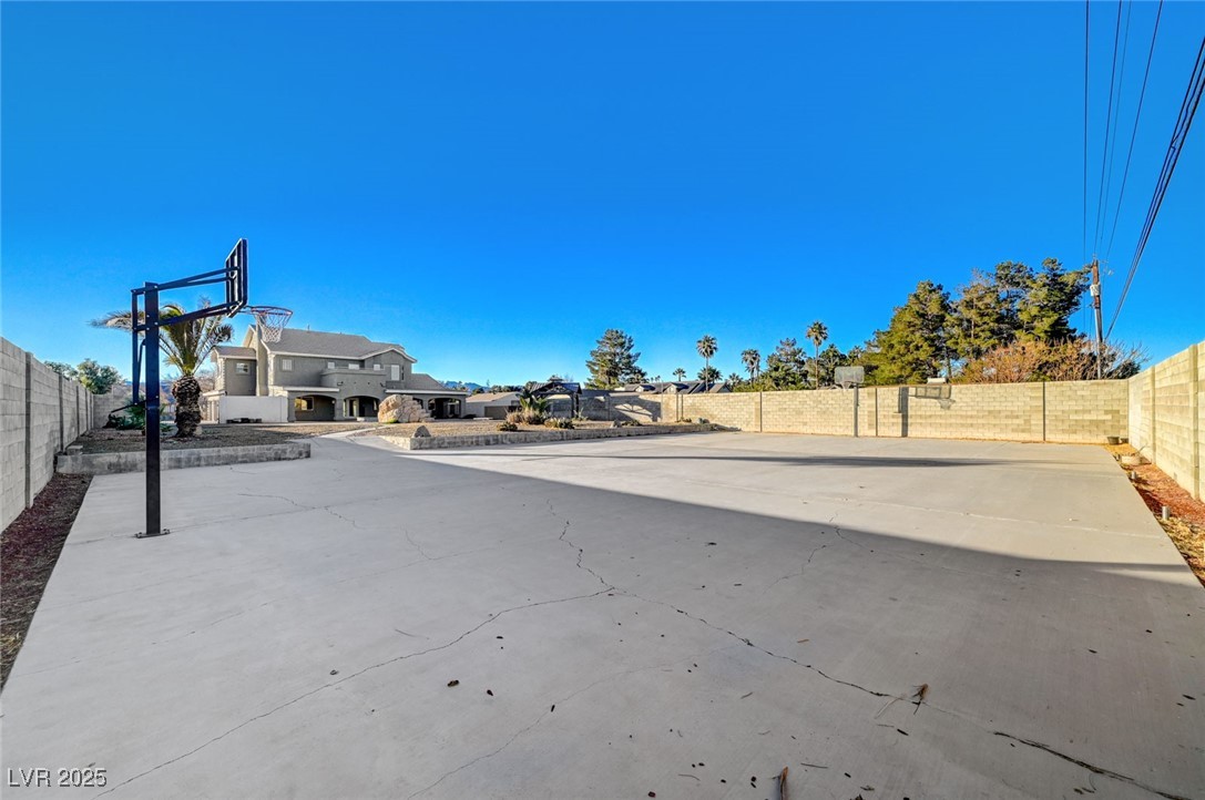 1964 Westwind Road Las Vegas, NV 89146 - Photo 72 of 75 Gallery Image 72