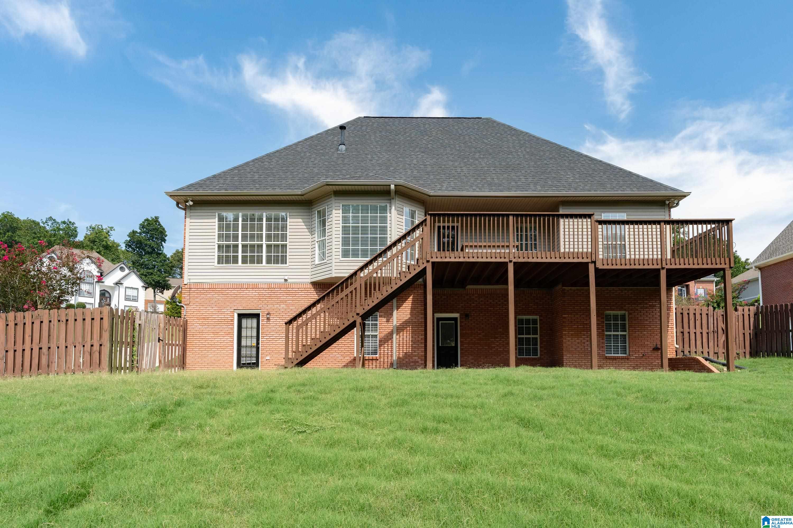 360 Lane Park Trail Alabaster, AL 35114 - Photo 33 of 40