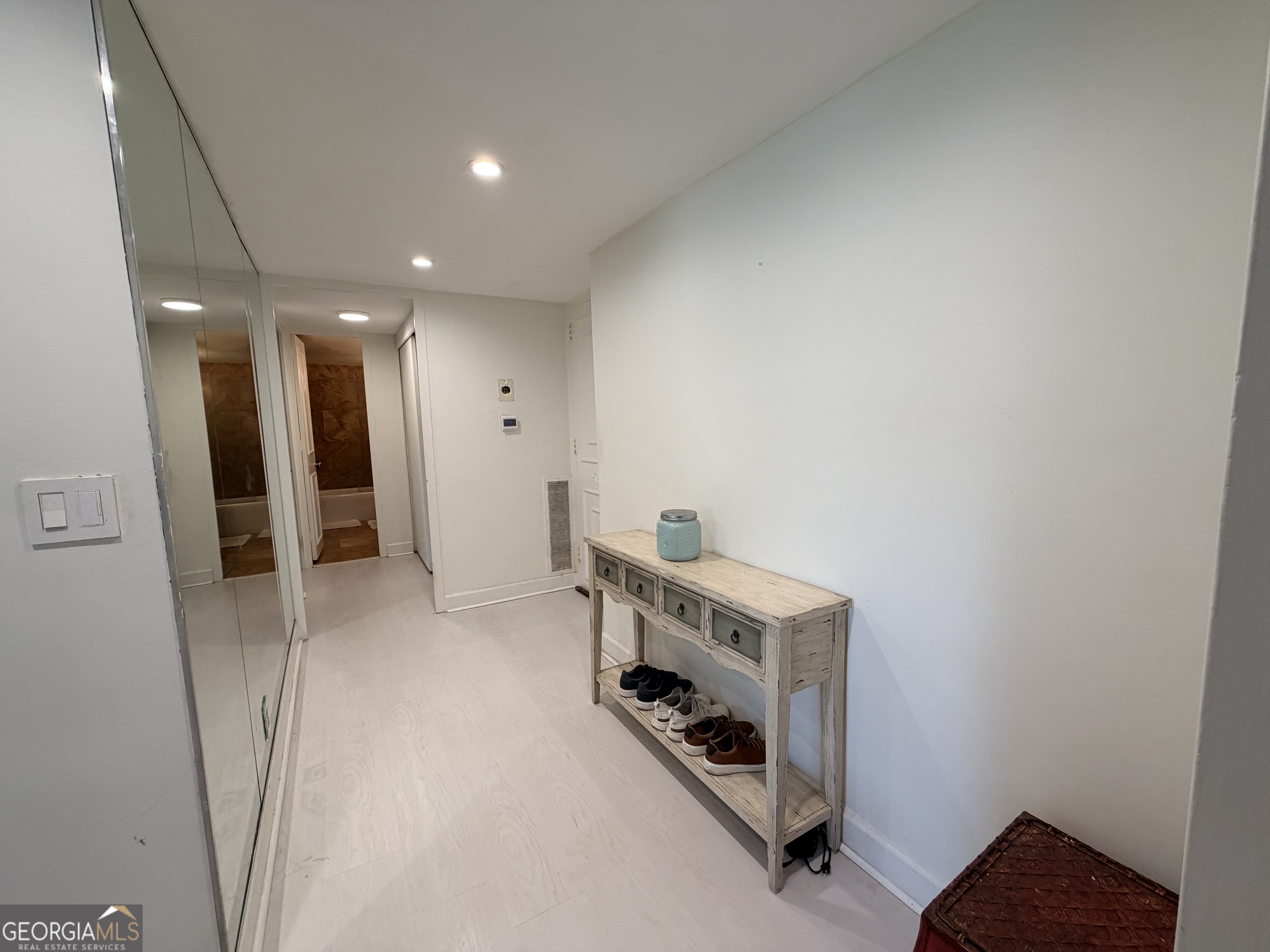 130 Twenty 6th Street Northwest, Unit 214 Atlanta, GA 30309 - Photo 2 of 40