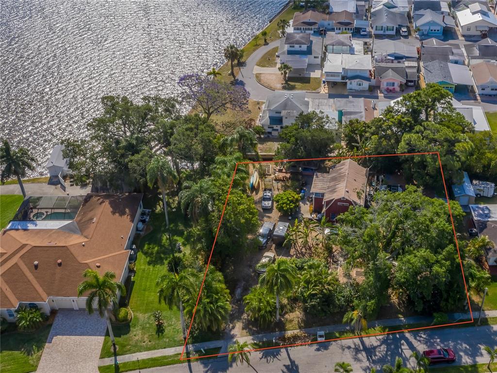 305 Chauncey Ave East  