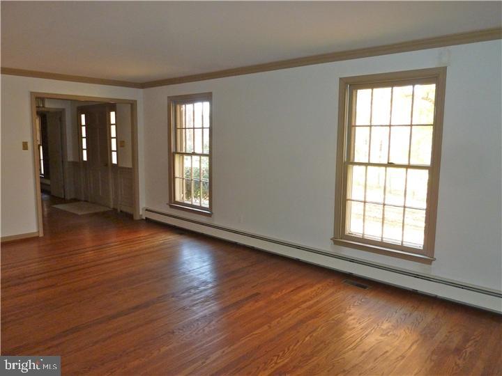 1511 Yellow Springs Road Chester Springs, PA 19425 - Photo 5 of 20 Living Room