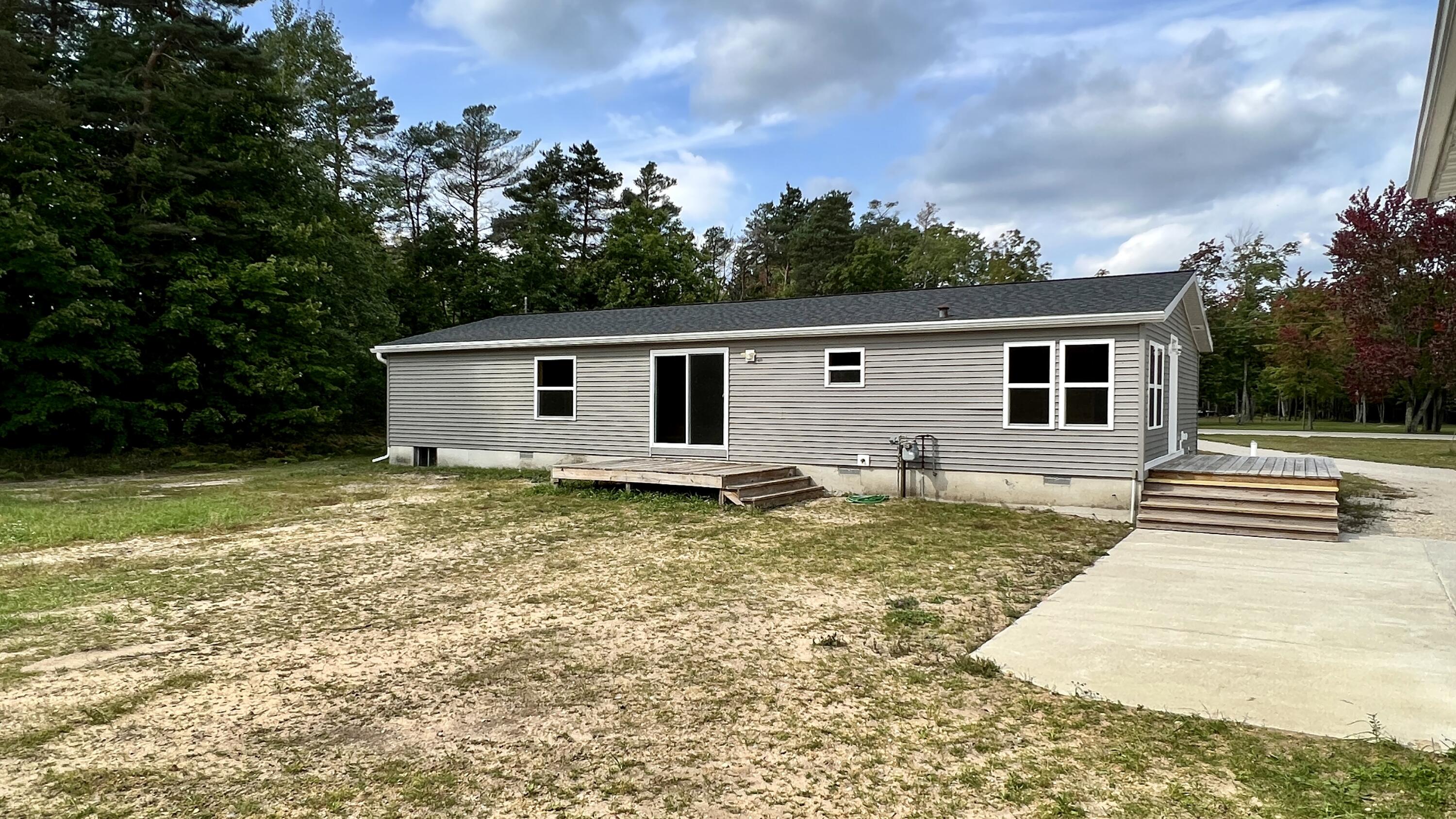 11518 34 Road Cadillac, MI 49601 - Photo 42 of 45 Greg Bosscher (32)