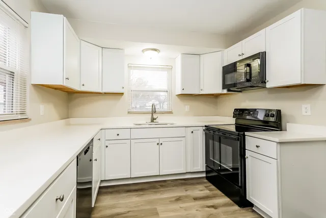 $1,820 | 3315 Chamberlin Drive, Indianapolis, IN 46237