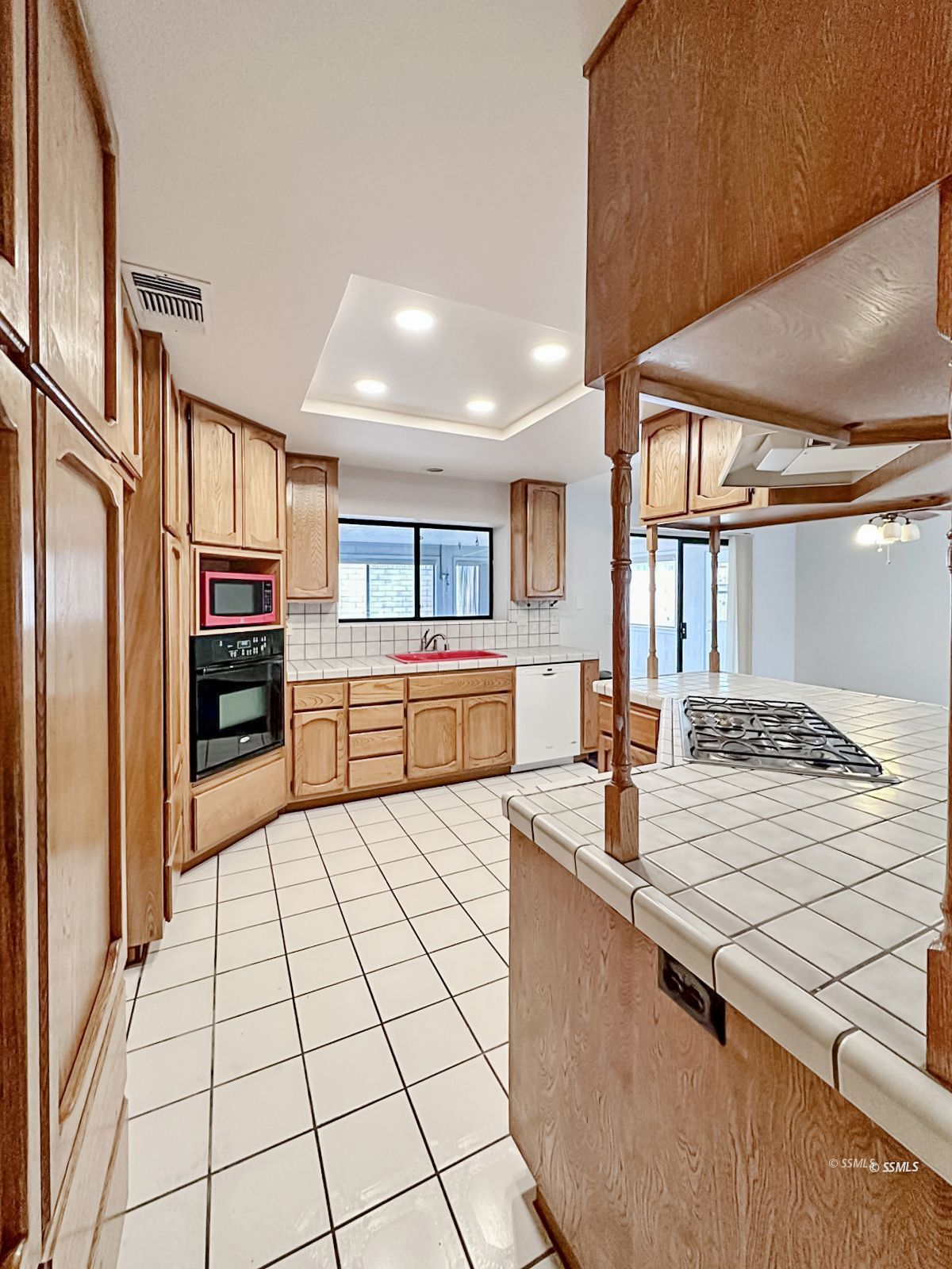 934 Roosevelt Street Ridgecrest, CA 93555 - Photo 10 of 36 Gallery Image 10