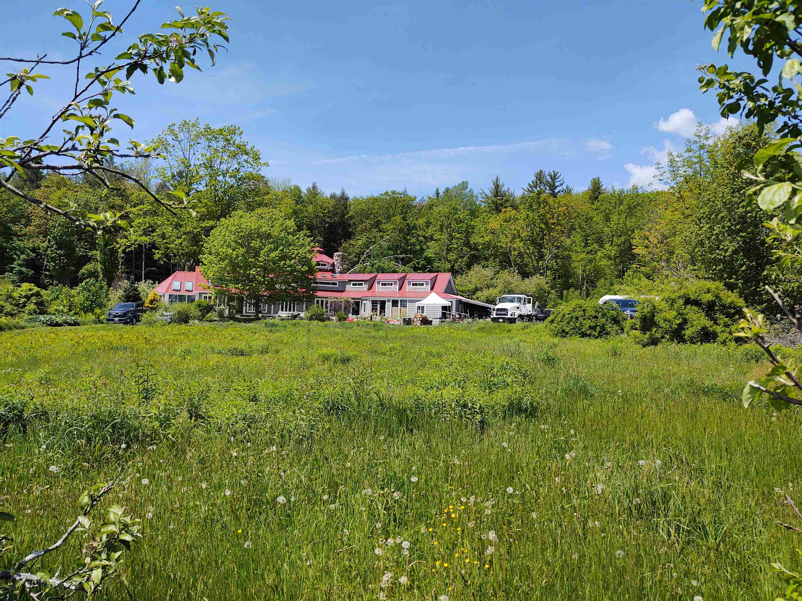 576 Wentworth Road Brookfield, NH 03872 - Photo 4 of 40